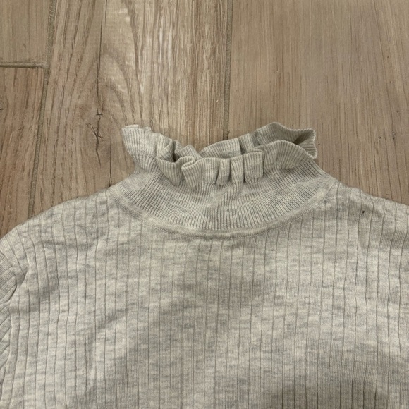 ribbed turtleneck - Picture 2 of 4